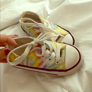 Toodler used converse